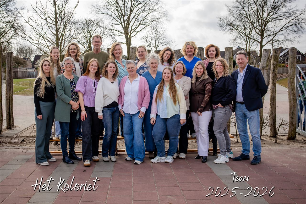 Team koloriet 25/26 Team koloriet 25/26